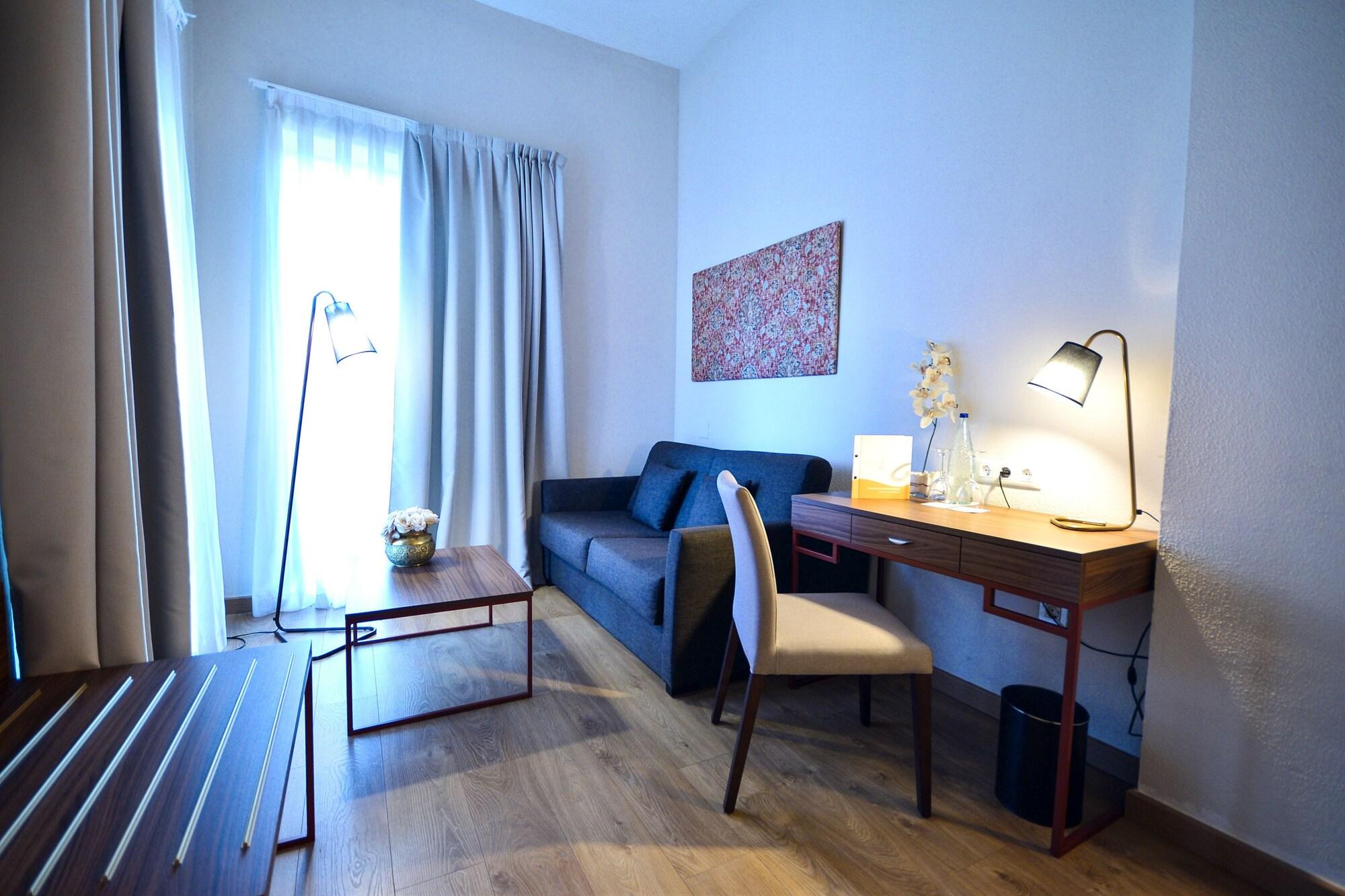 Hotel Oromana Alcalá de Guadaira Esterno foto