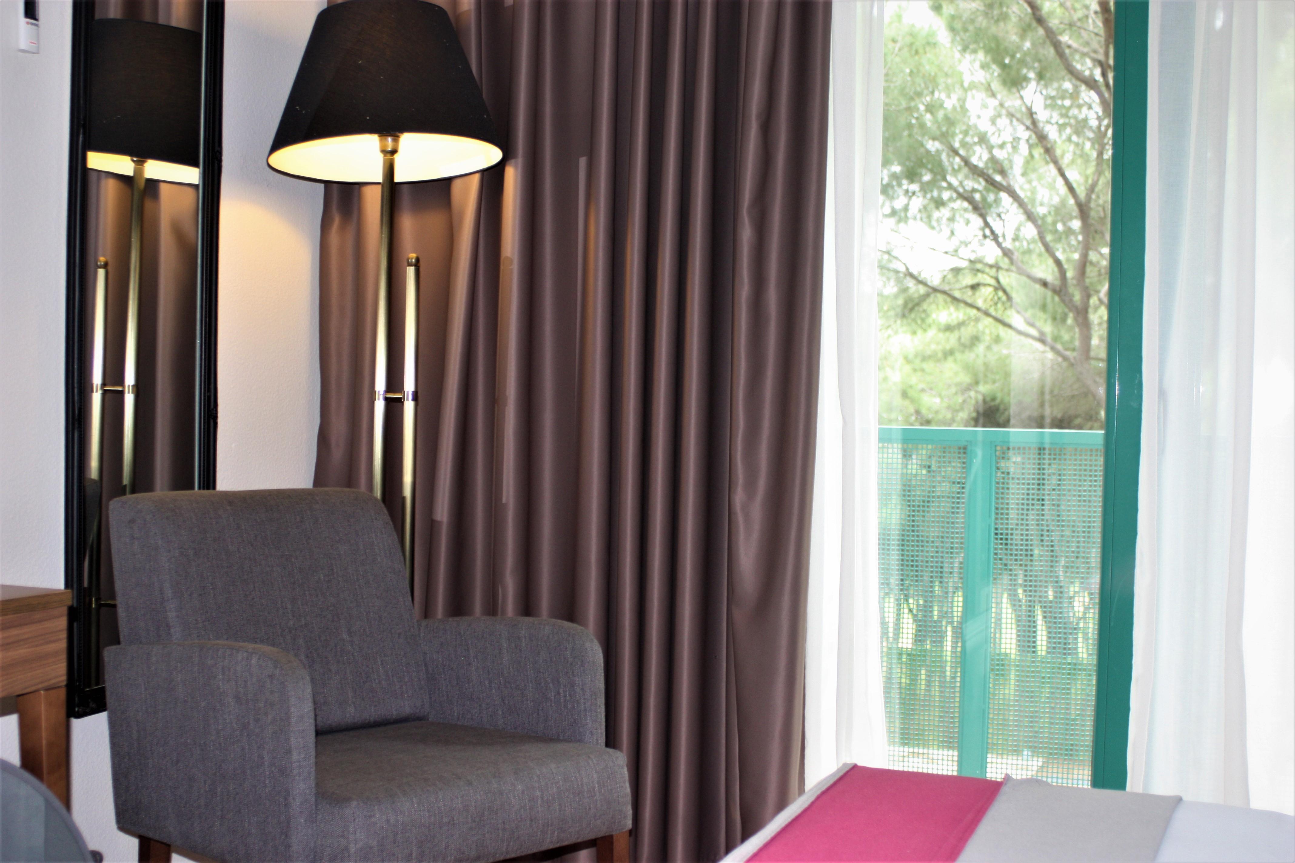 Hotel Oromana Alcalá de Guadaira Esterno foto