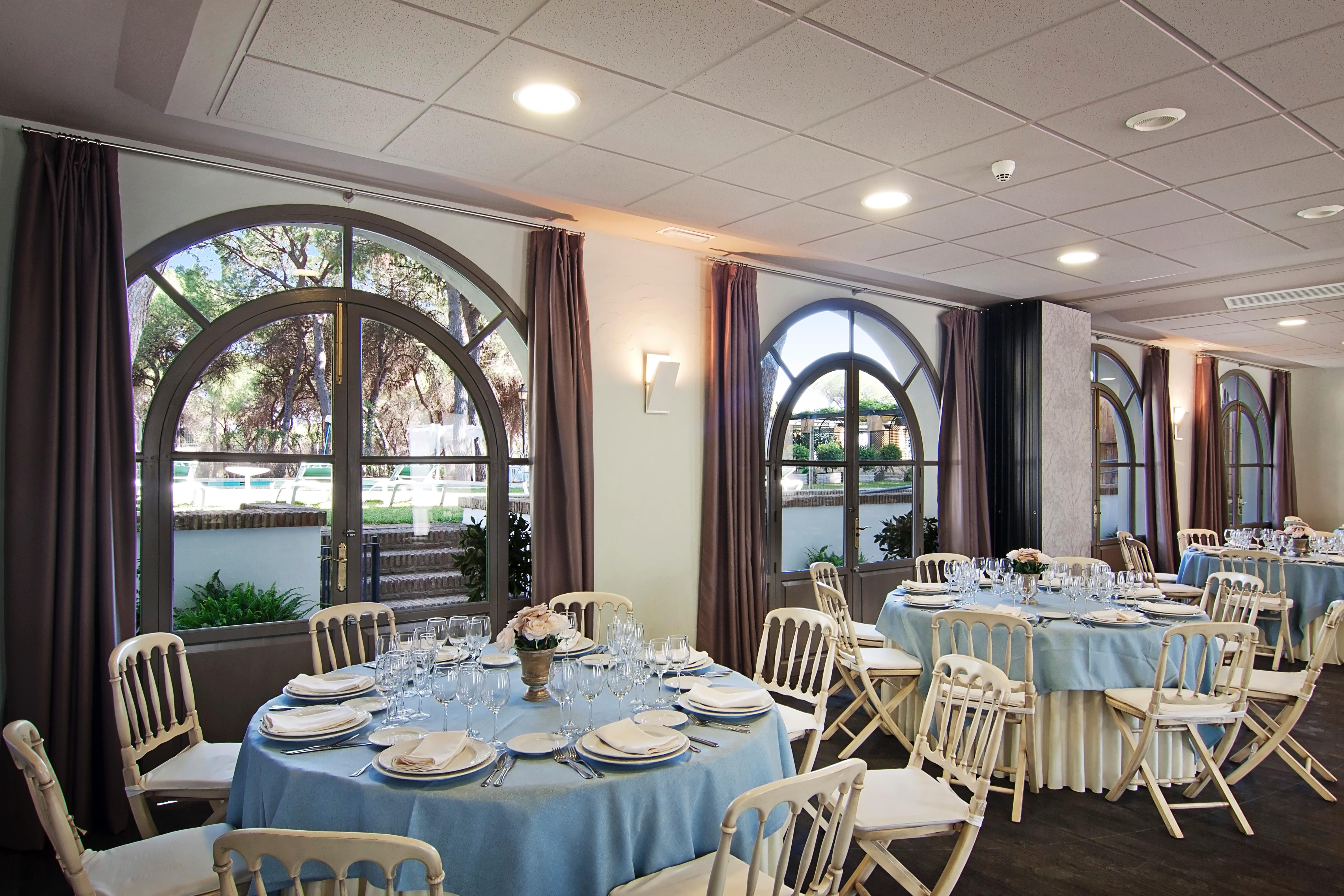 Hotel Oromana Alcalá de Guadaira Esterno foto