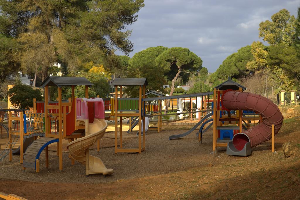 Hotel Oromana Alcalá de Guadaira Esterno foto