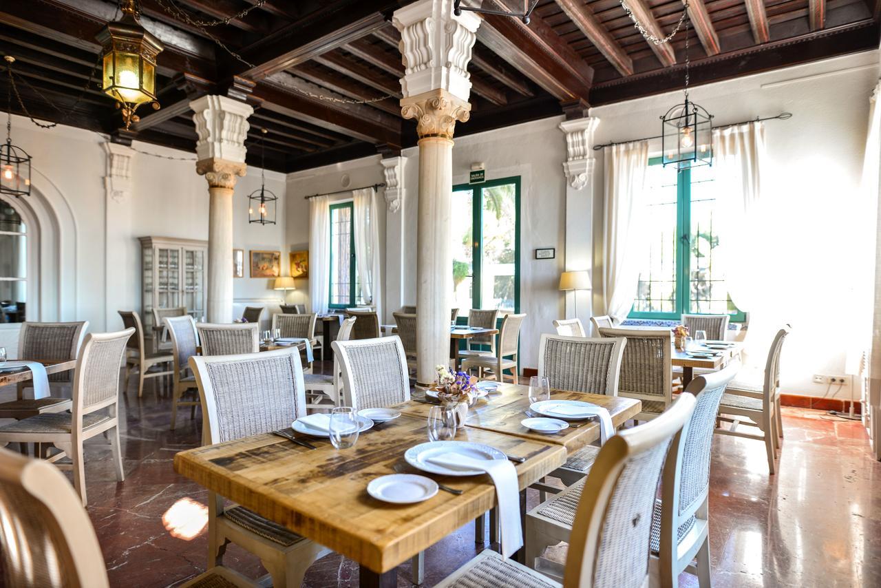 Hotel Oromana Alcalá de Guadaira Esterno foto